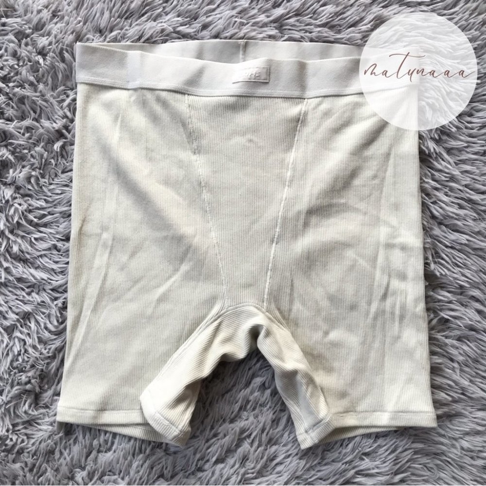 Skims Cotton Rib Boxer in Bone L